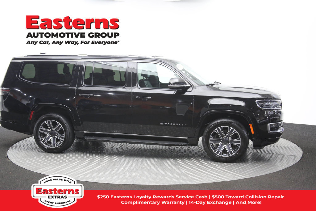 Used 2024 Jeep Wagoneer L Series II w/ Flexible Seating Group AWD/4WD image 51