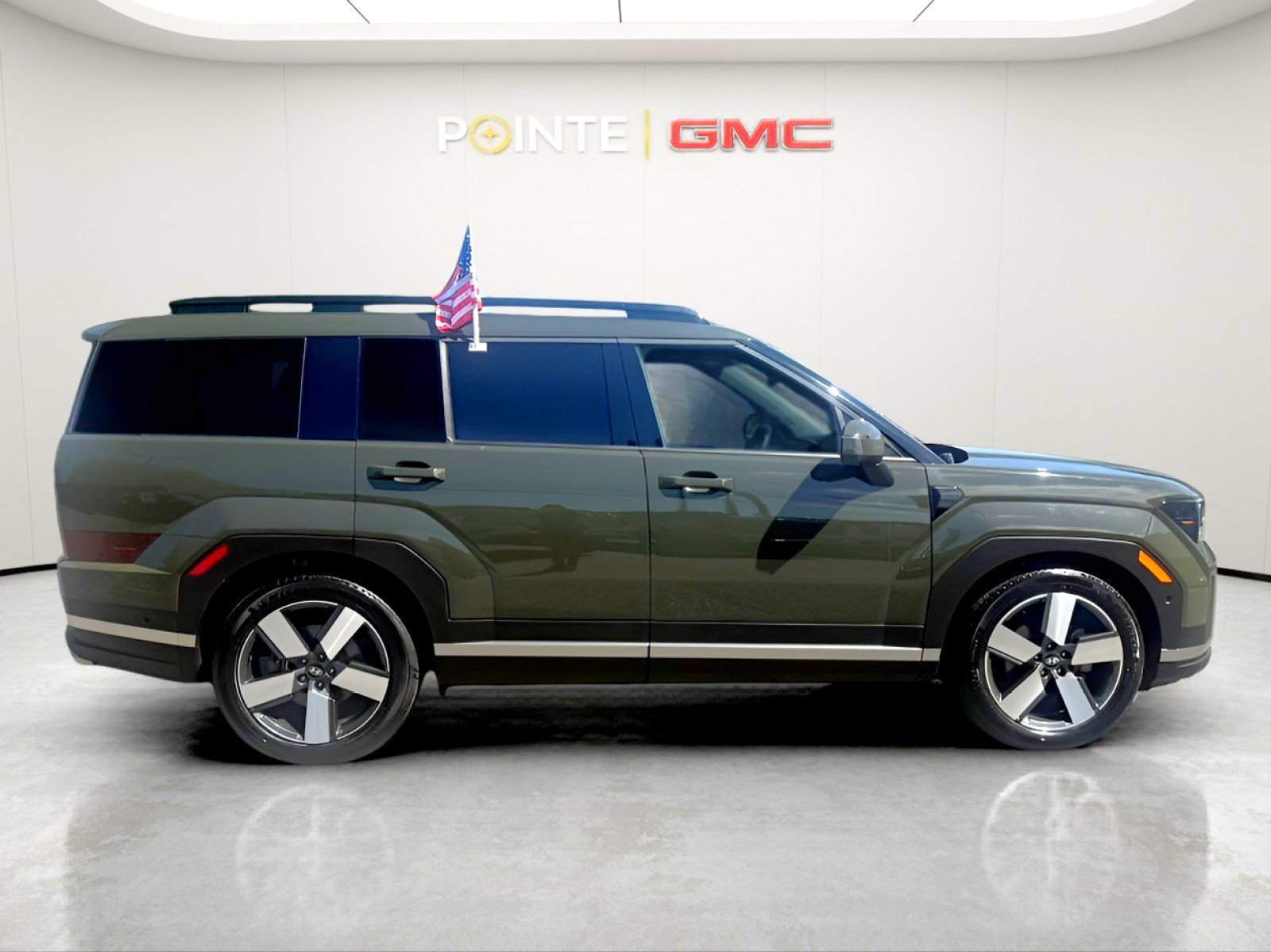 Used 2024 Hyundai Santa Fe Limited AWD/4WD image 6