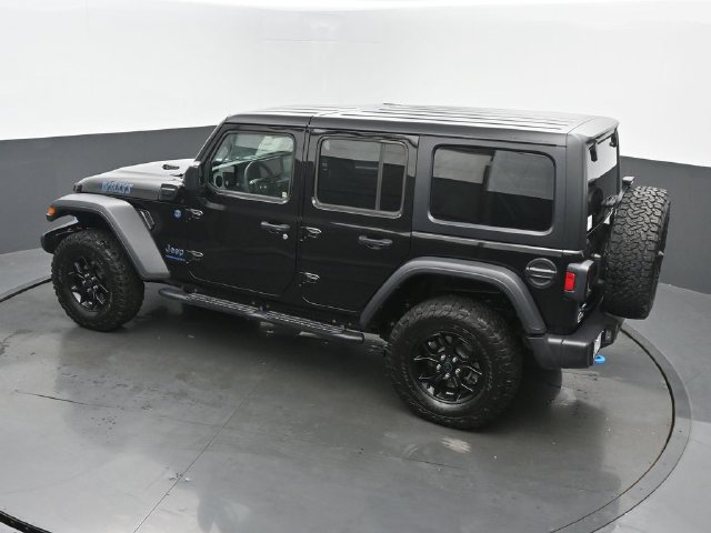 Used 2024 Jeep Wrangler Unlimited AWD/4WD image 38