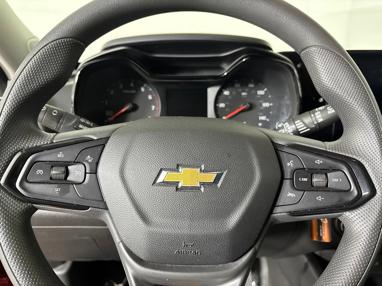 Used 2026 Chevrolet Trax LS FWD image 14