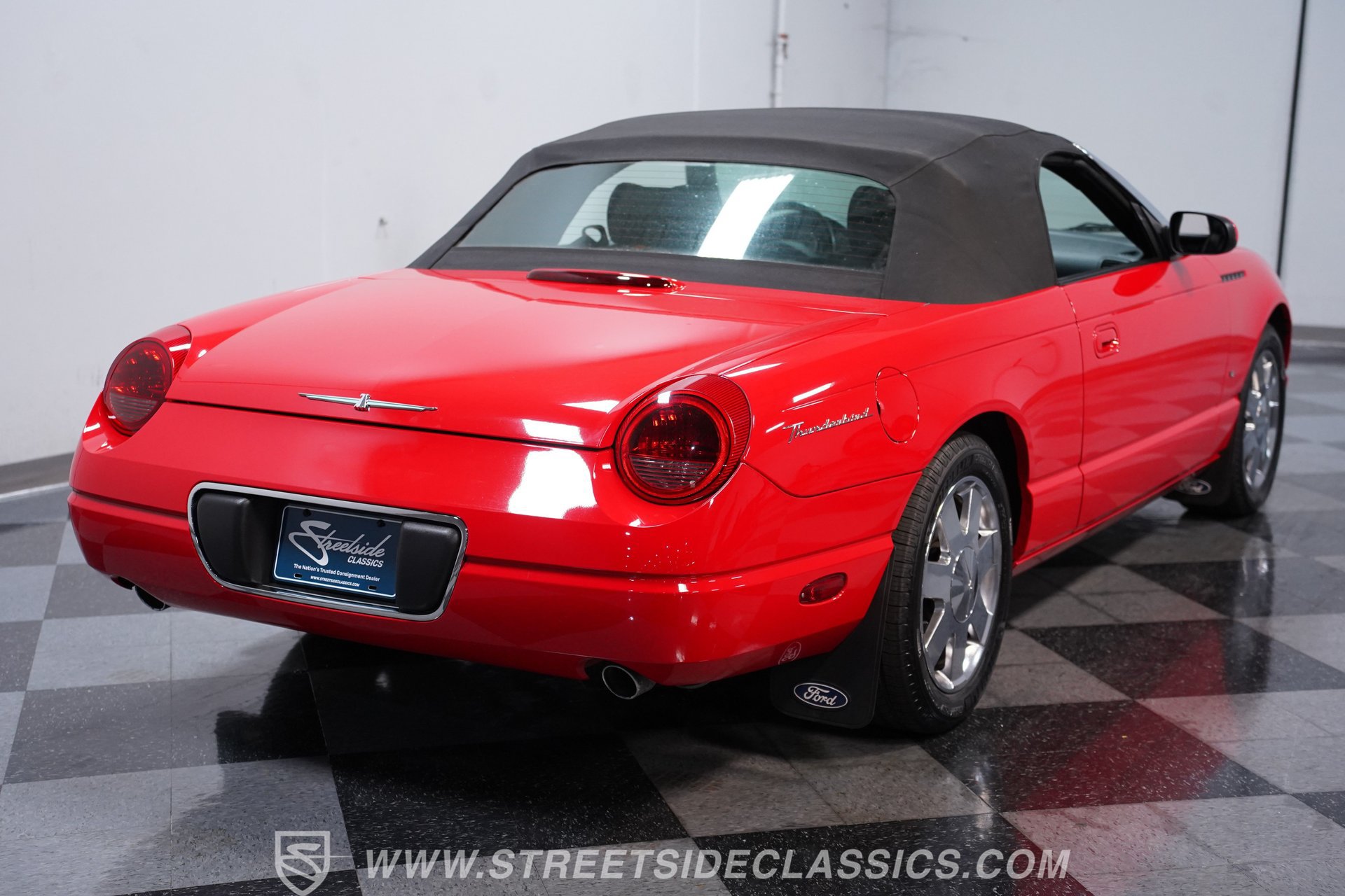 Used 2003 Ford Thunderbird RWD image 10