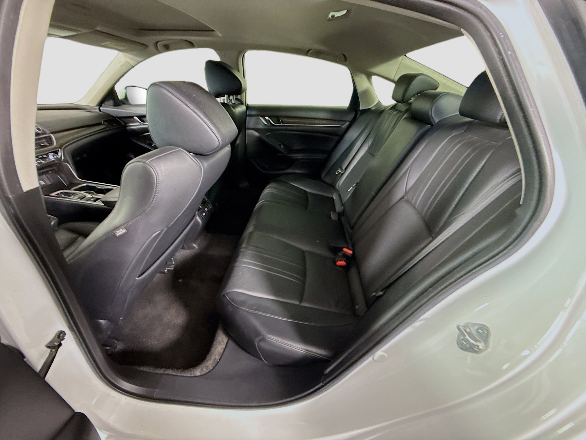Used 2022 Honda Accord EX-L image 25