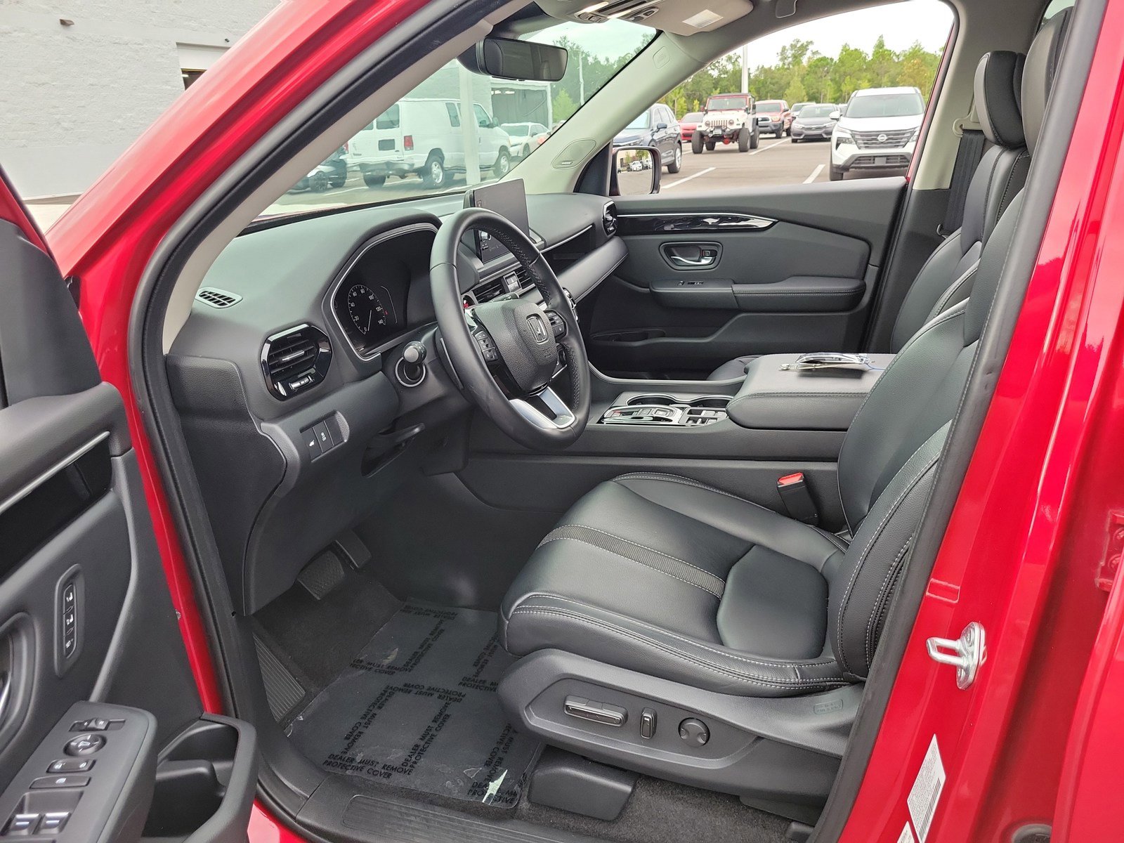 Used 2023 Honda Pilot Touring image 15