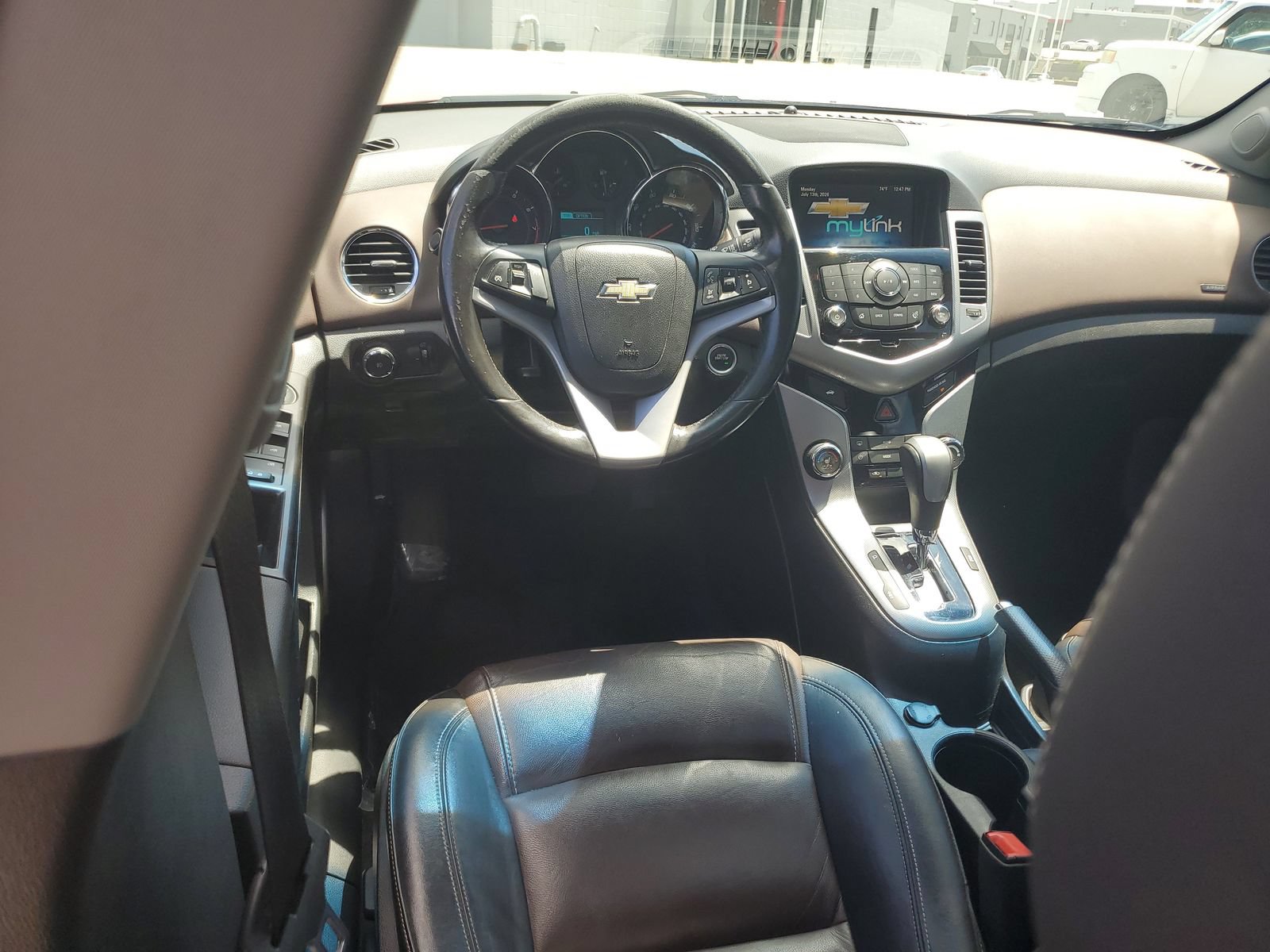Used 2015 Chevrolet Cruze LTZ w/ Sun, Sound and Sport Package FWD image 11