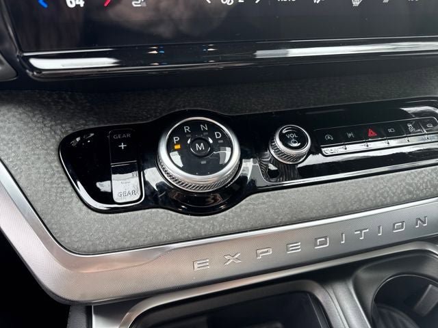 New 2026 Ford Expedition Tremor image 26