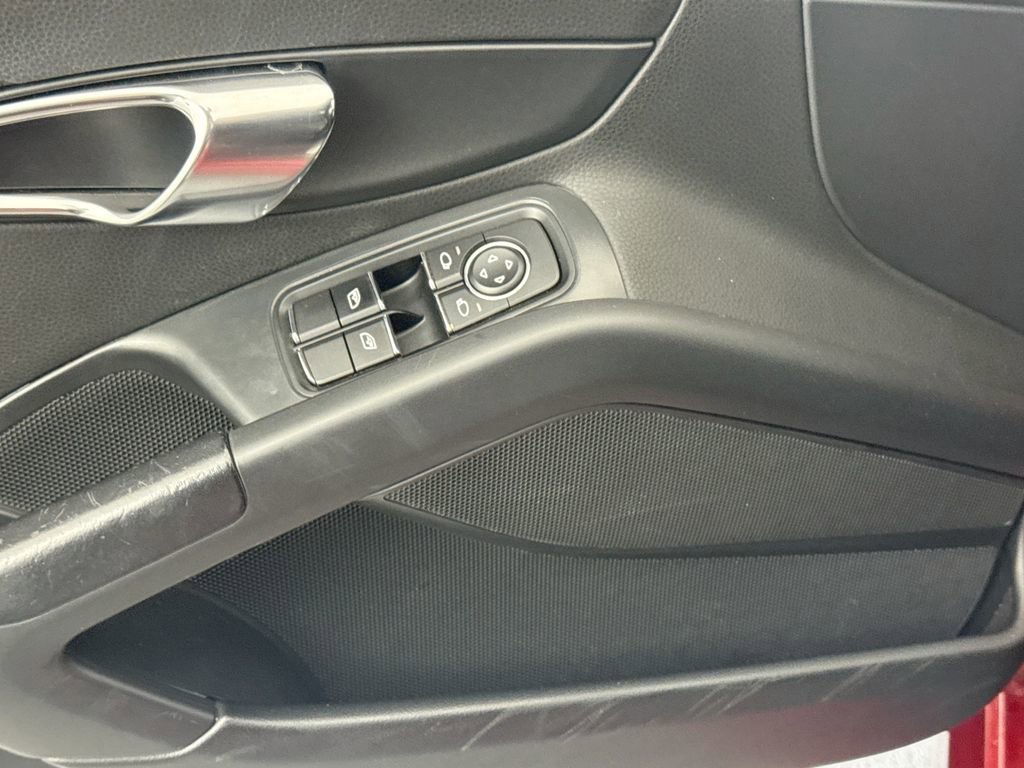 Used 2013 Porsche Boxster image 16