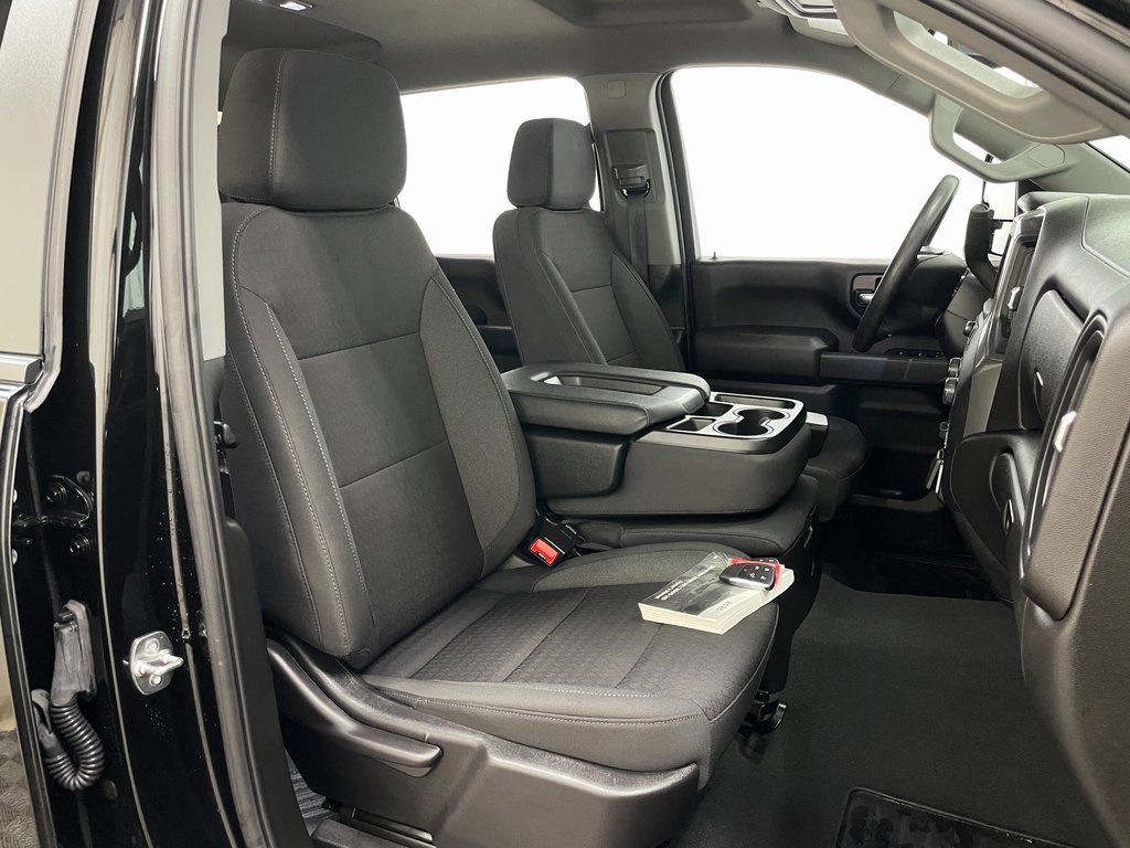 Certified 2025 Chevrolet Silverado 2500 Custom w/ Custom Value Package image 38