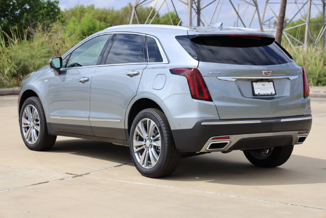 New 2025 Cadillac XT5 Premium Luxury w/ Technology Package FWD image 6