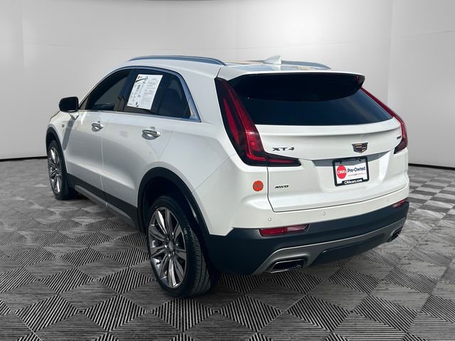 Used 2021 Cadillac XT4 Premium Luxury image 3