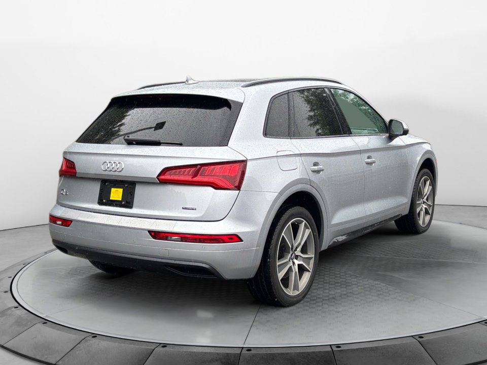 Used 2019 Audi Q5 2.0T Premium Plus w/ Premium Plus Package AWD/4WD image 7