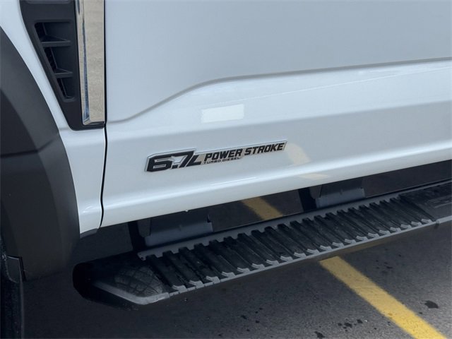 New 2025 Ford F550 4x4 SuperCab Super Duty w/ XL Chrome Package image 8