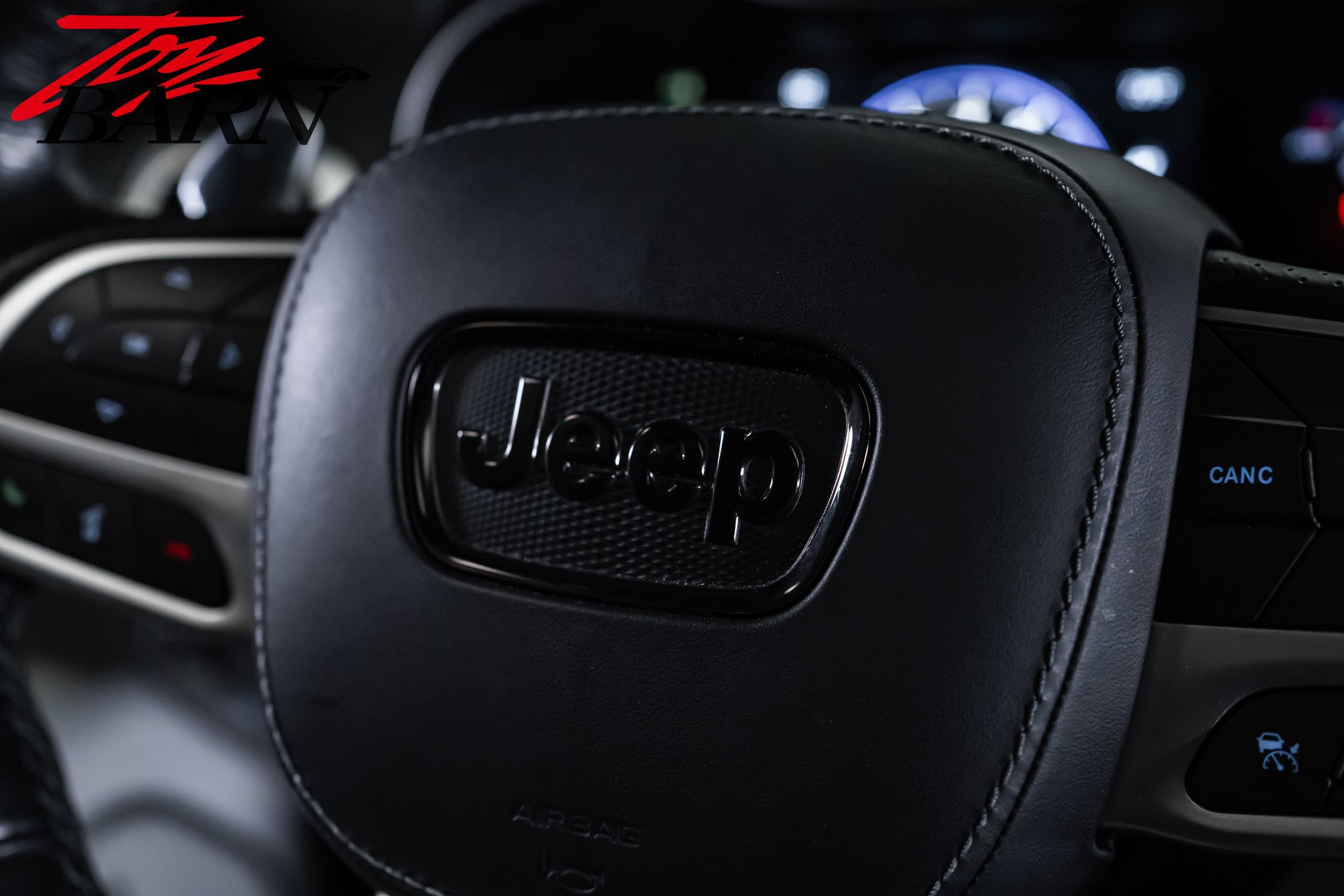 Used 2021 Jeep Grand Cherokee Trackhawk AWD/4WD image 30