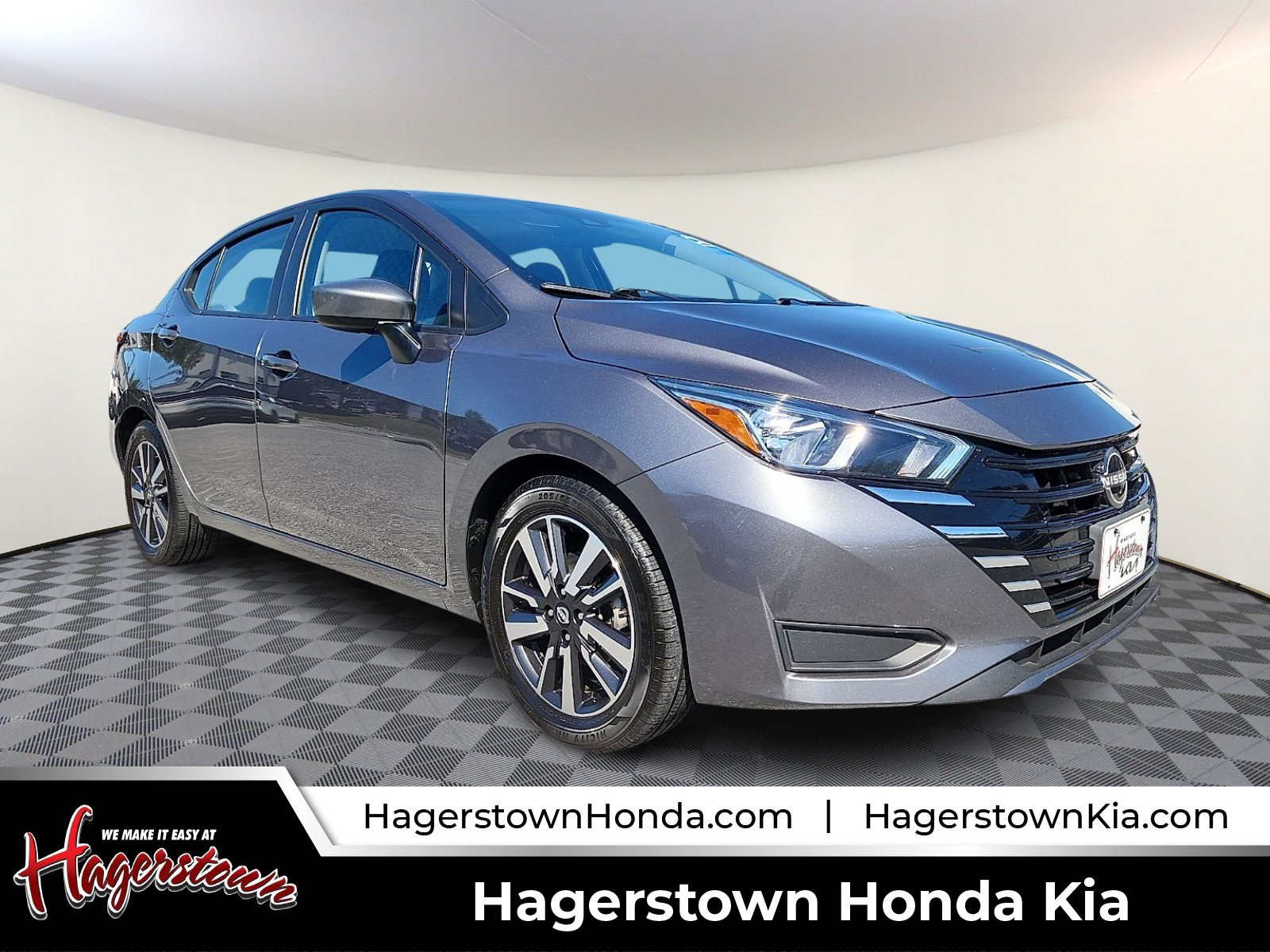 Used 2024 Nissan Versa SV FWD image 1