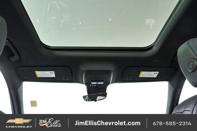 Used 2026 Chevrolet Traverse LT w/ Sun and Wheel Package FWD image 18