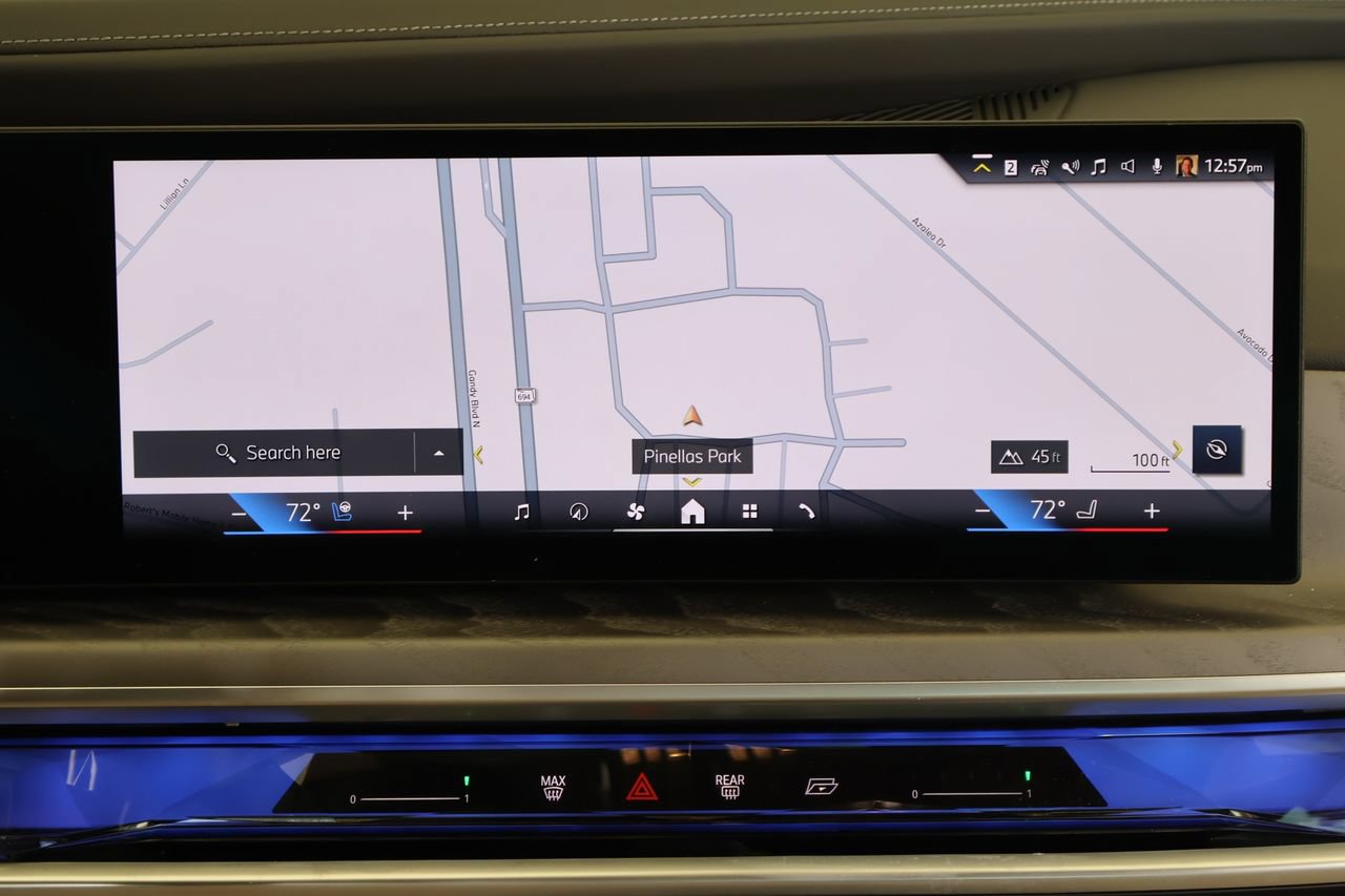 Used 2025 BMW 760i xDrive w/ Executive Package AWD/4WD image 22