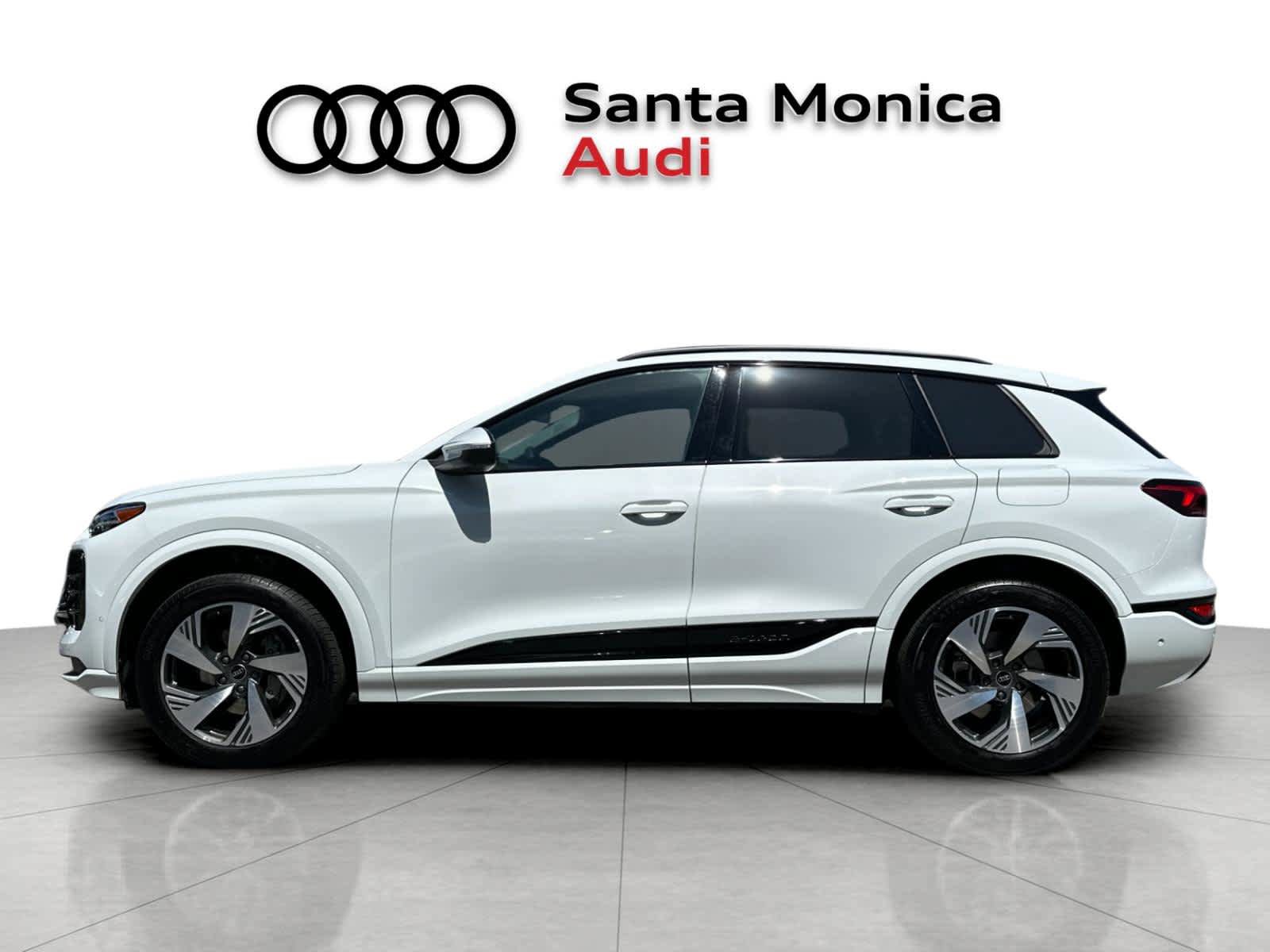 Used 2025 Audi Q6 e-tron Premium Plus w/ Premium Plus AWD/4WD image 5