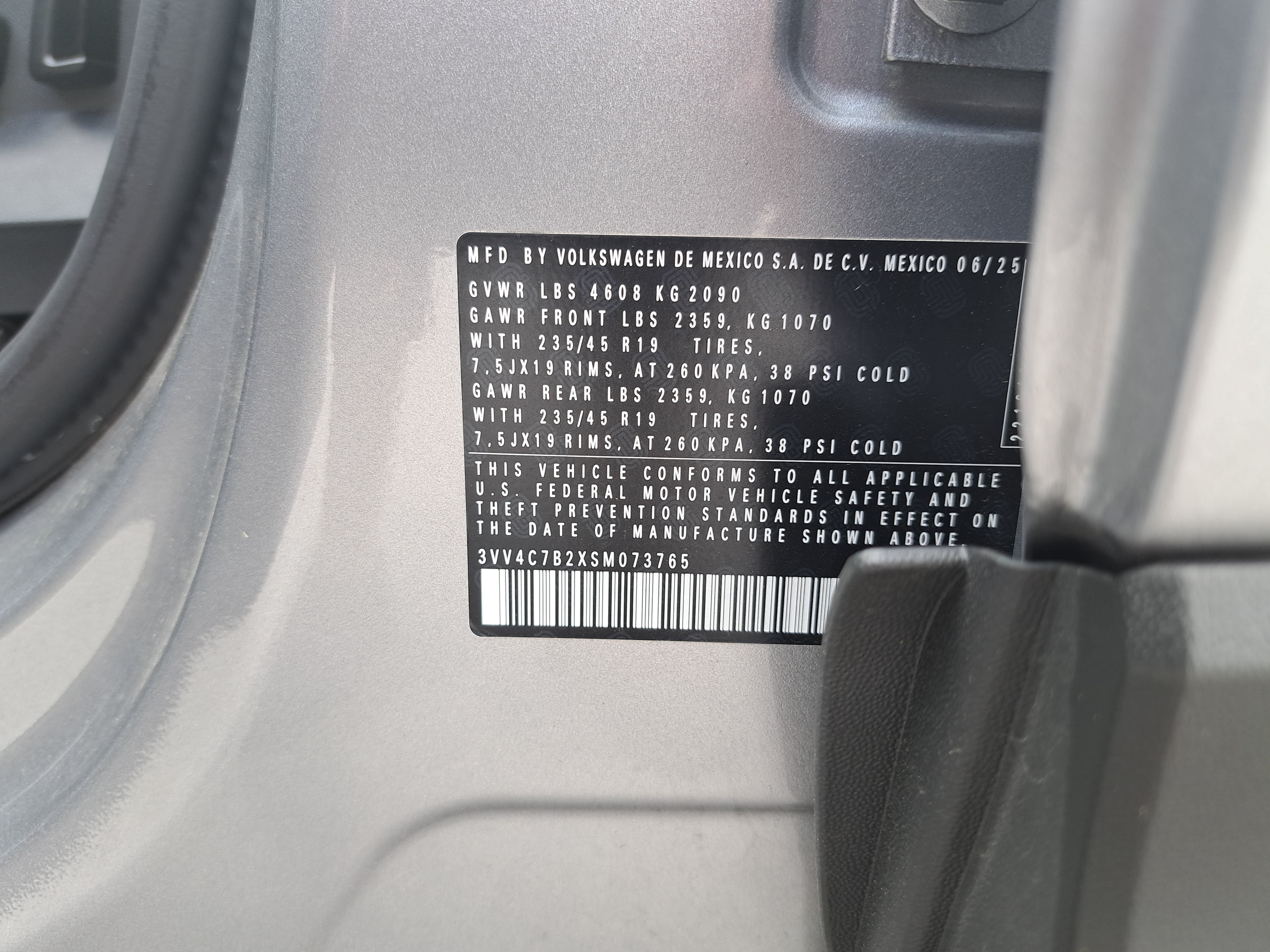 Used 2025 Volkswagen Taos SEL AWD/4WD image 37