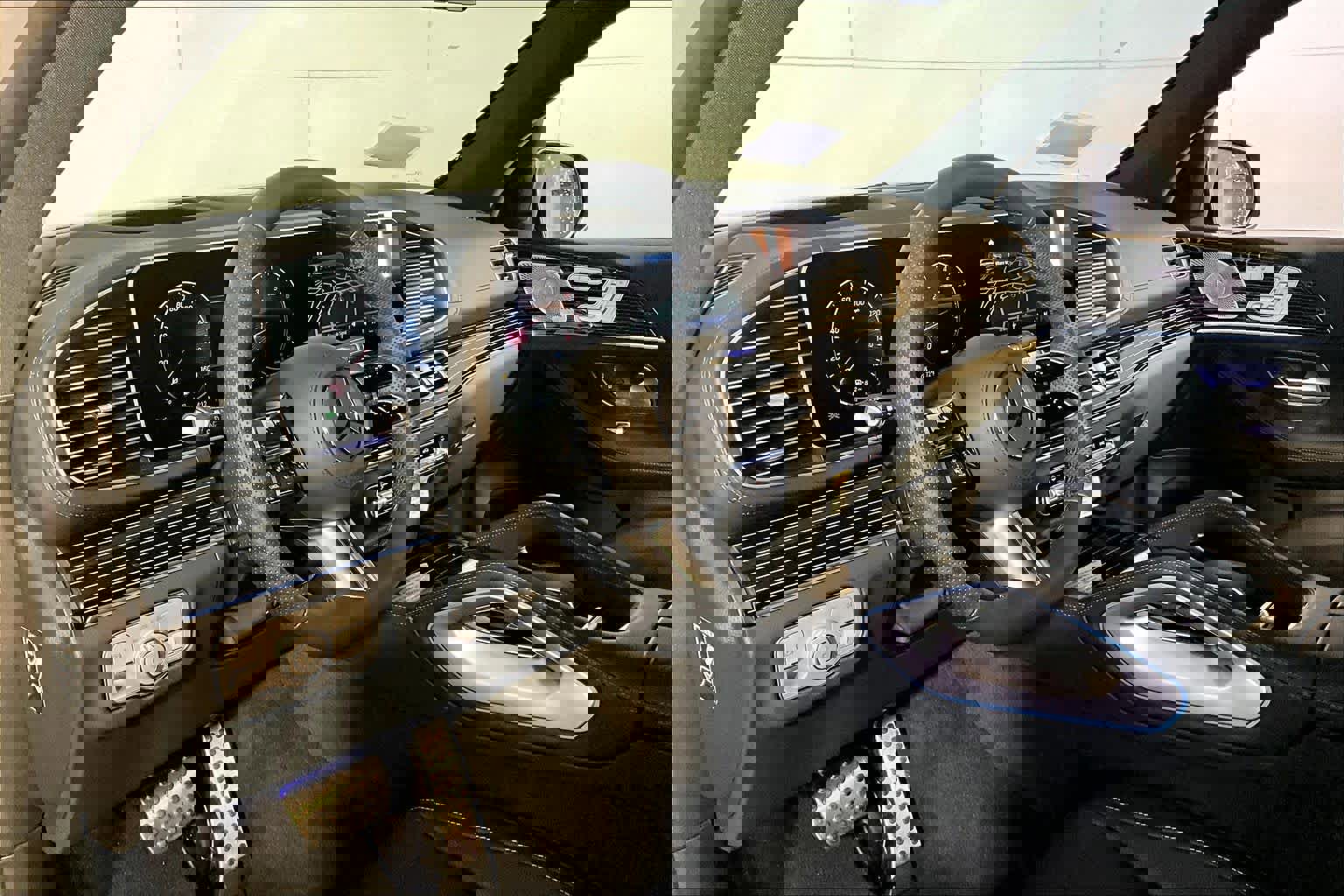 New 2026 Mercedes-Benz GLS 450 4MATIC image 9