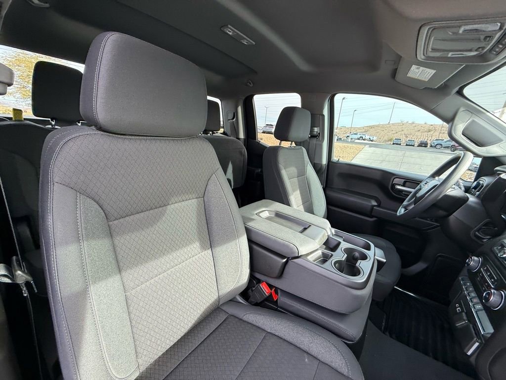 Certified 2026 Chevrolet Silverado 1500 Custom image 15