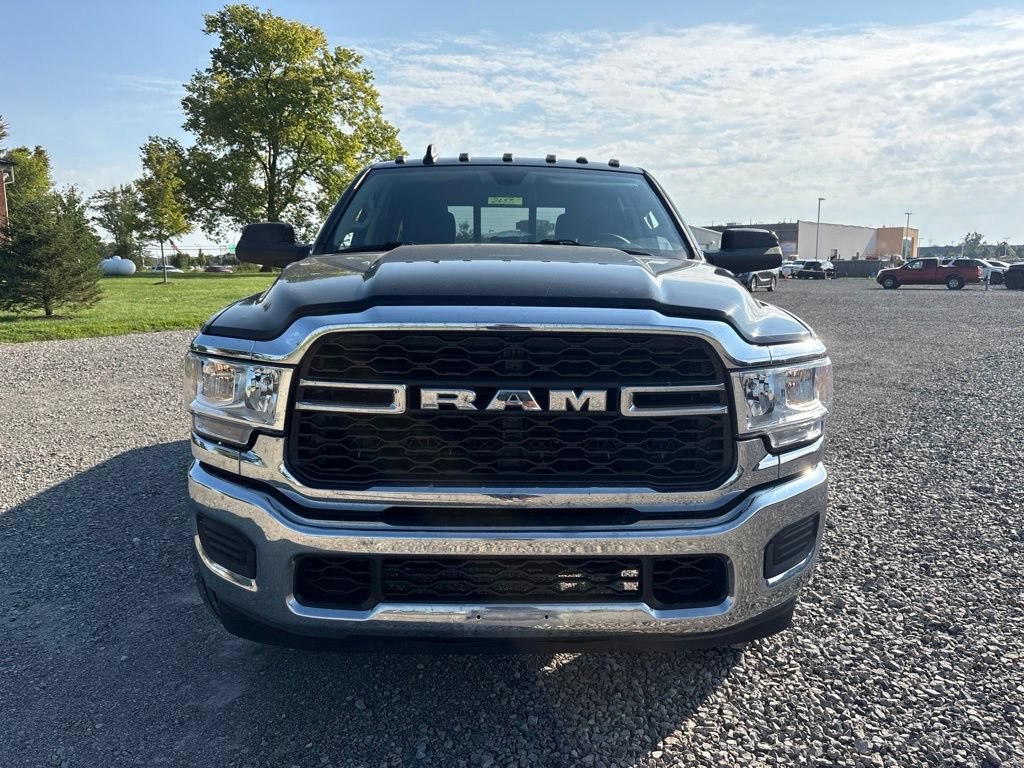 Used 2019 RAM 2500 Tradesman AWD/4WD image 2