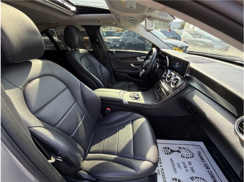 Used 2020 Mercedes-Benz C 300 Sedan w/ Premium Package image 32