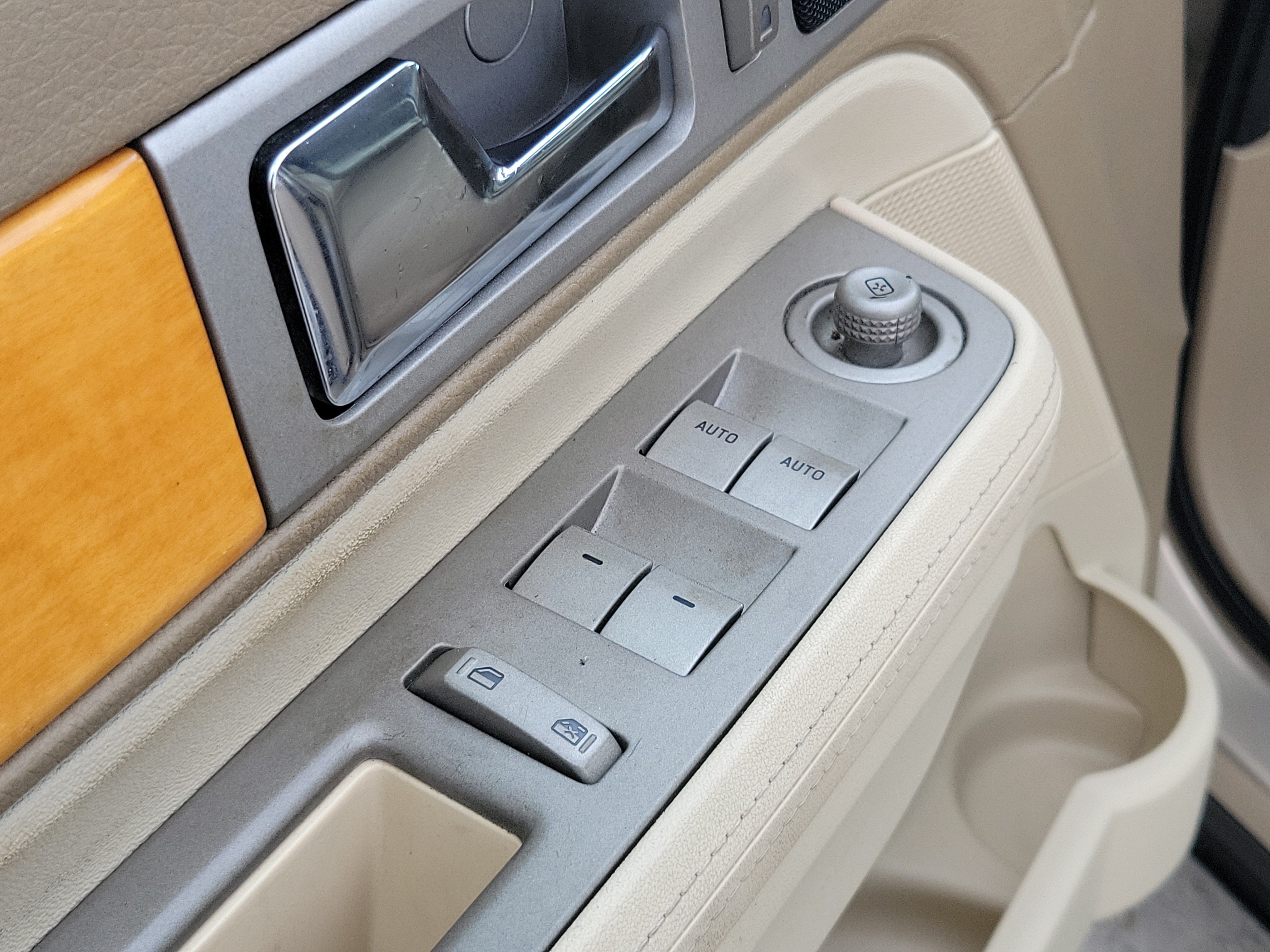 Used 2007 Lincoln MKX 2WD image 15