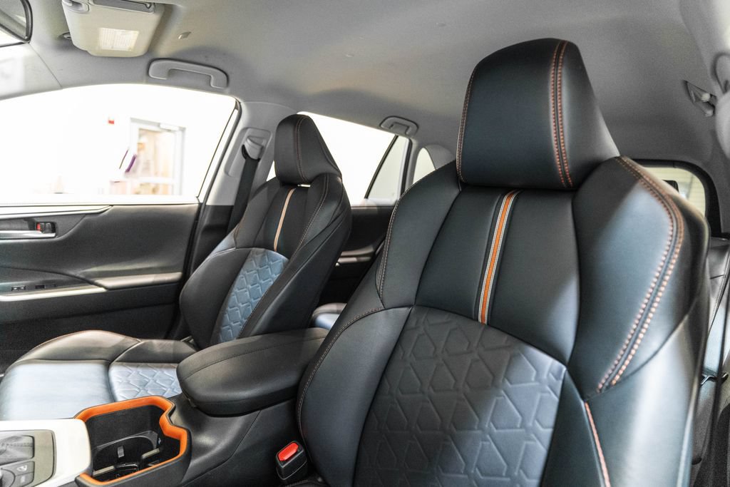 Used 2024 Toyota RAV4 Adventure AWD/4WD image 6