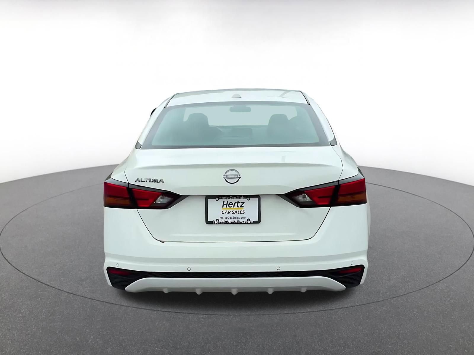 Used 2025 Nissan Altima 2.5 SV image 11