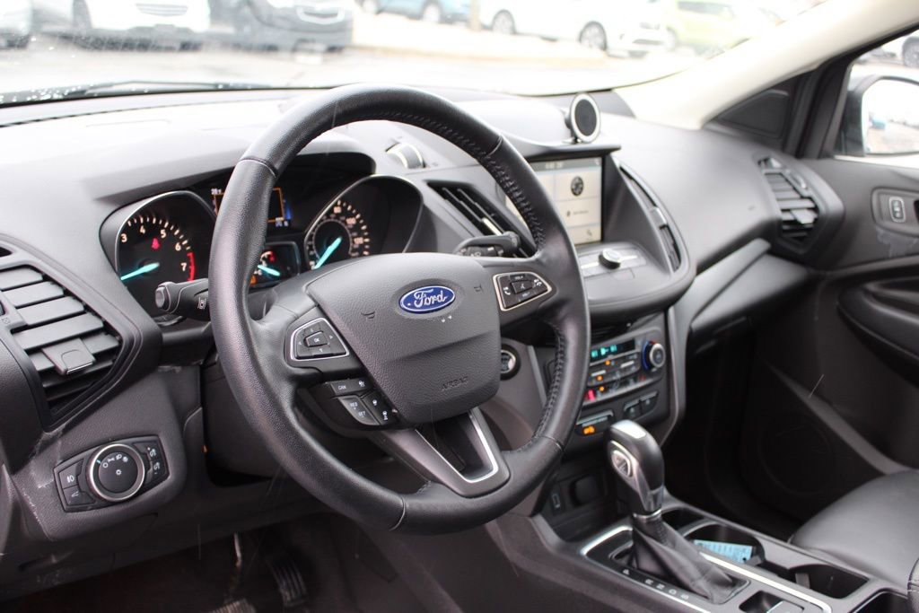 Used 2019 Ford Escape SEL image 19