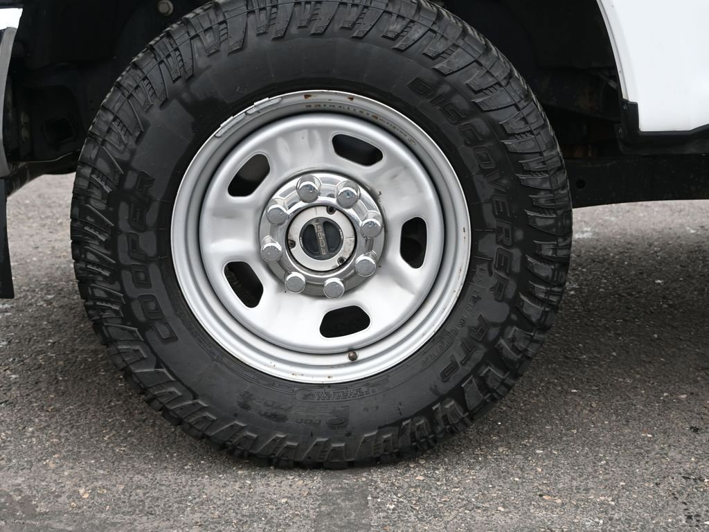 Used 2020 Ford F350 XL w/ Power Equipment Group image 7