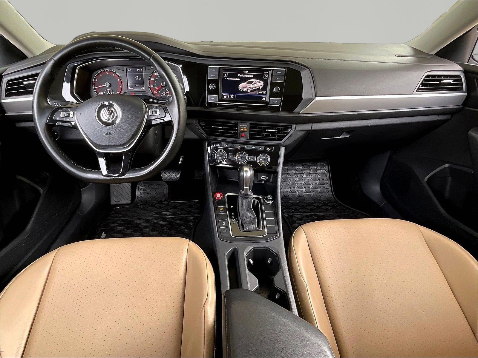 Used 2019 Volkswagen Jetta SE w/ Cold Weather Package FWD image 7