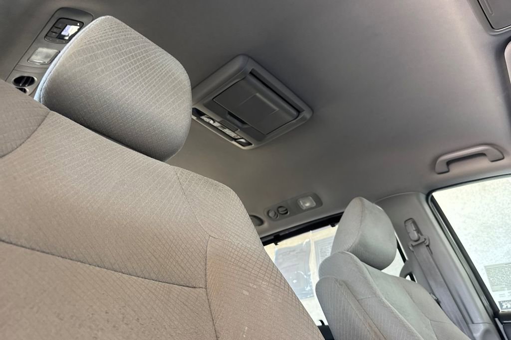 Used 2016 Honda Odyssey SE image 21