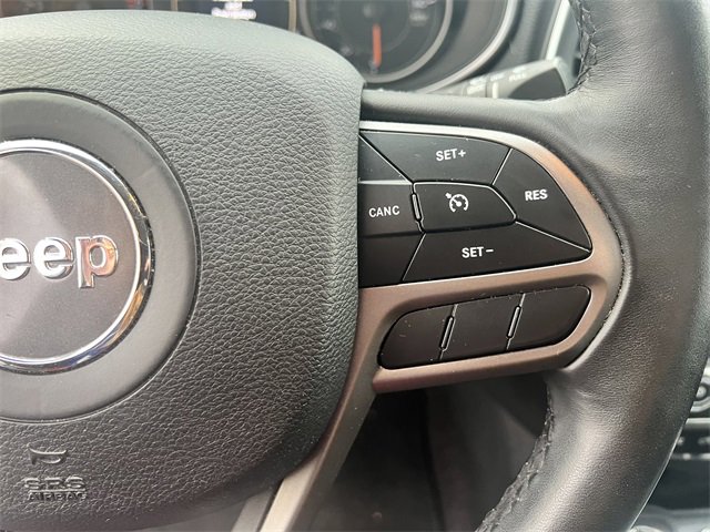 Used 2019 Jeep Cherokee Latitude Plus image 19
