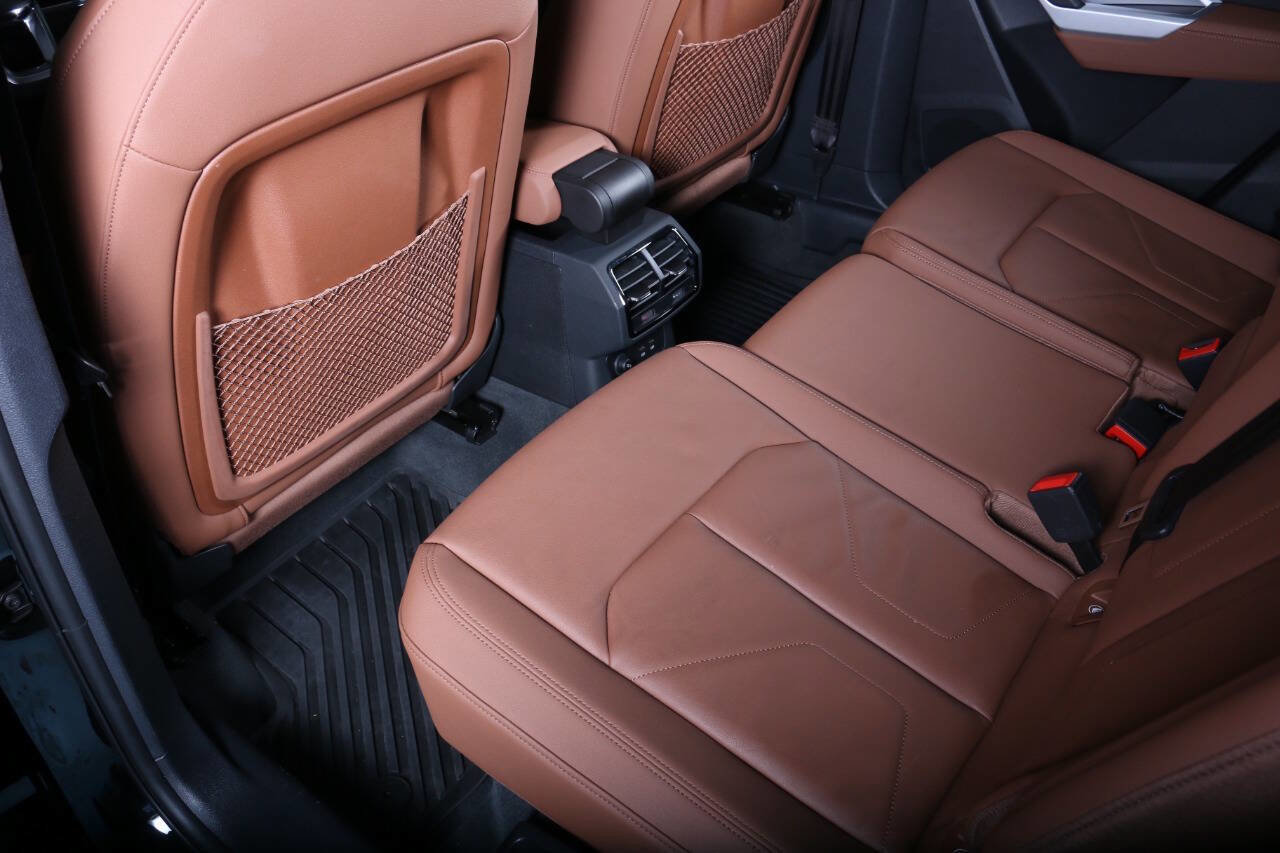 Used 2021 Audi Q3 2.0T Premium w/ Convenience Package image 37