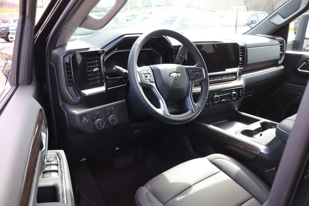 New 2026 Chevrolet Silverado 2500 LT image 15