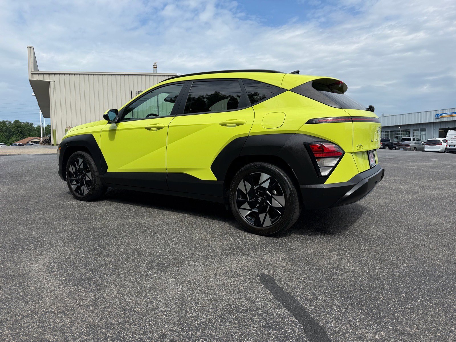 Used 2024 Hyundai Kona SEL w/ Convenience Package FWD image 11