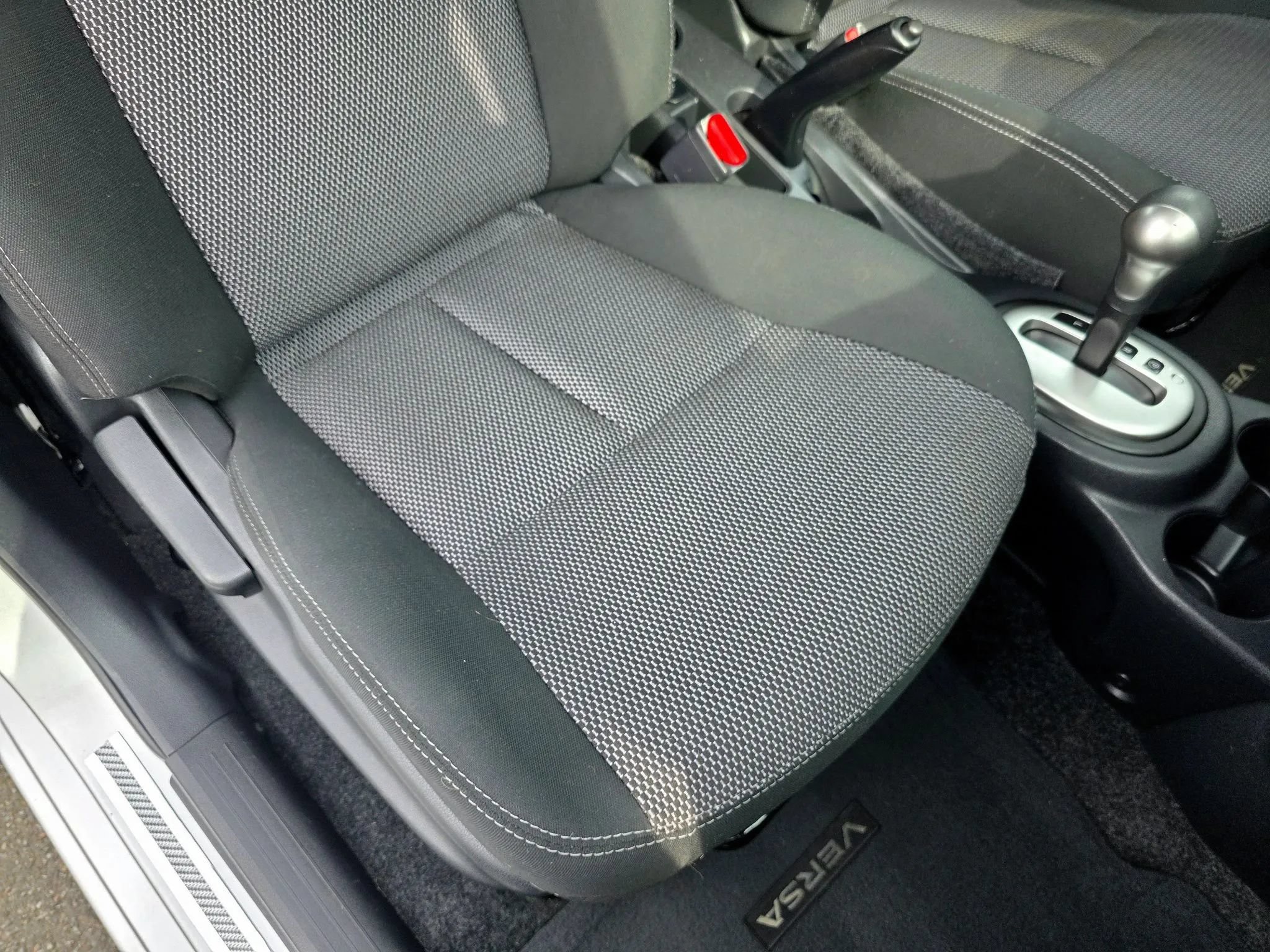 Used 2018 Nissan Versa SV w/ SV Special Edition Package FWD image 46