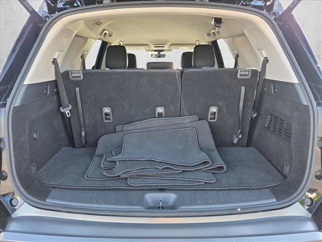 Used 2026 Nissan Pathfinder SL FWD image 6