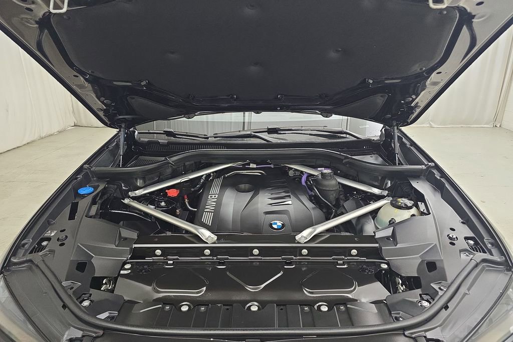 Certified 2025 BMW X5 xDrive40i w/ M Sport Package image 31