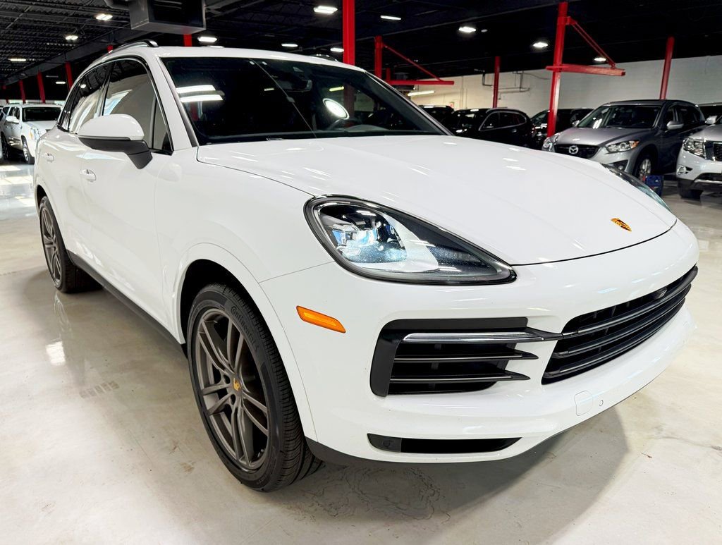 Used 2022 Porsche Cayenne Platinum Edition image 8