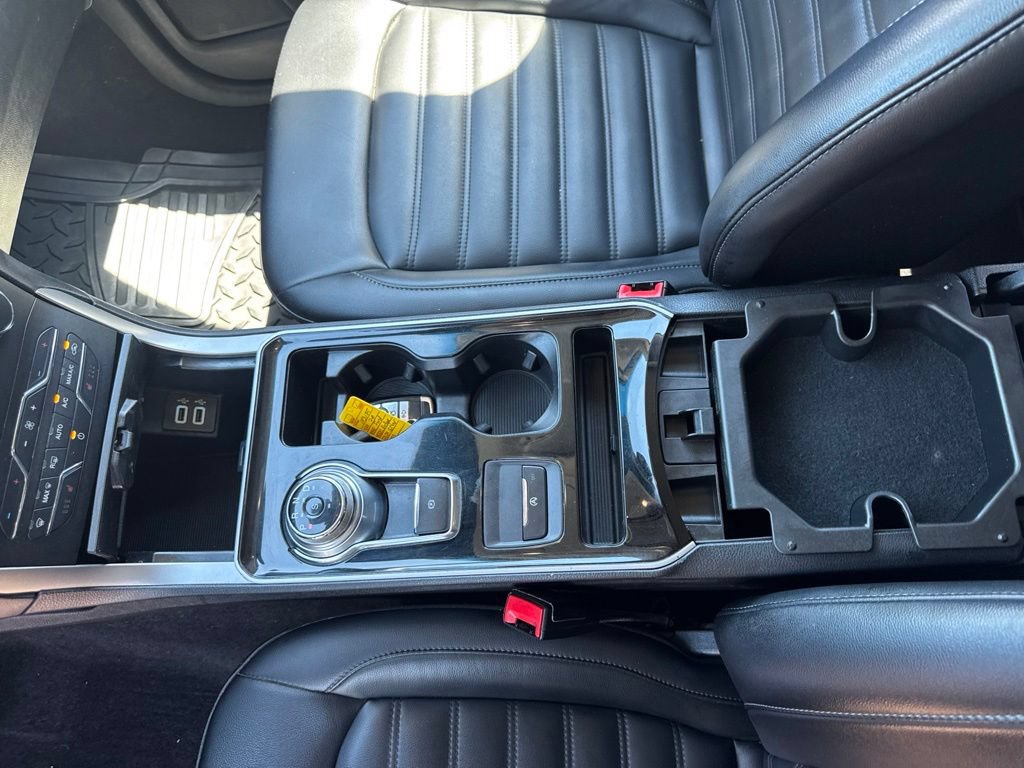Used 2020 Ford Edge SEL AWD/4WD image 20