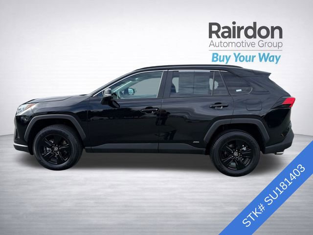 Used 2025 Toyota RAV4 XLE AWD/4WD image 4