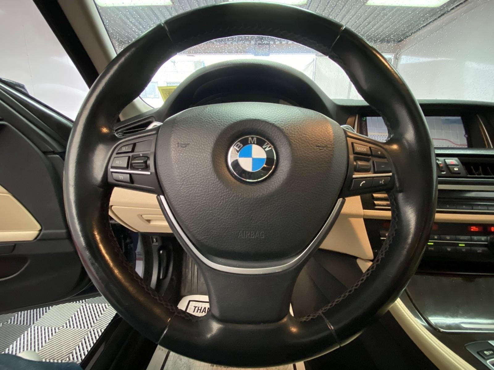 Used 2016 BMW 528i xDrive Sedan image 30