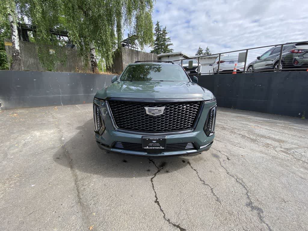 Certified 2026 Cadillac Escalade Sport w/ LPO, ONYX Package AWD/4WD image 9