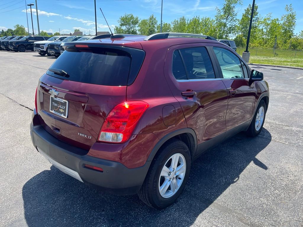 Used 2016 Chevrolet Trax LT w/ LT Convenience Package FWD image 7