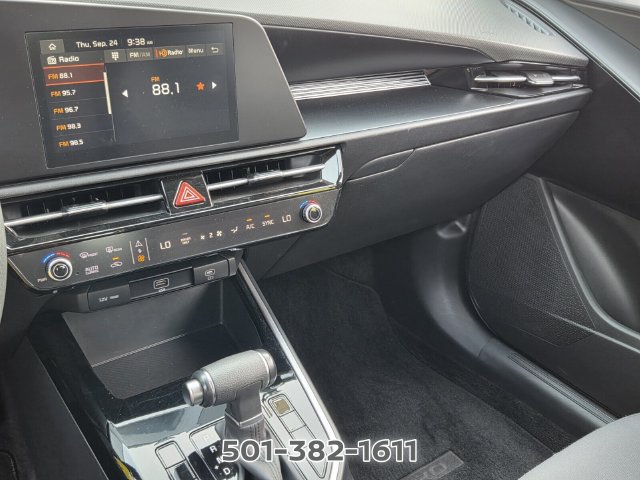 Used 2025 Kia Niro LX FWD image 26