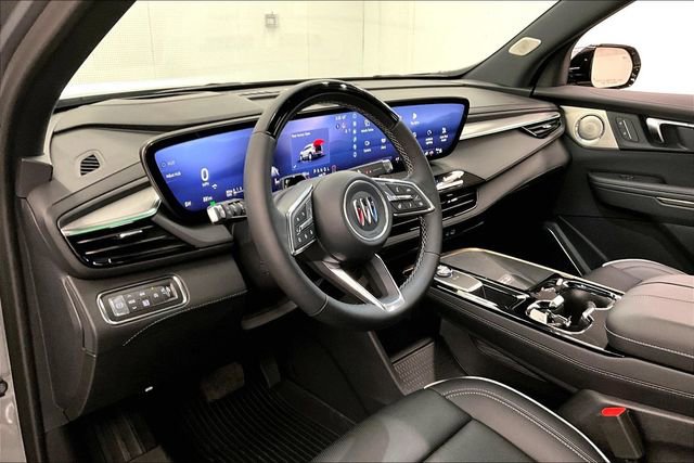 Used 2025 Buick Enclave Avenir w/ Super Cruise Package image 14
