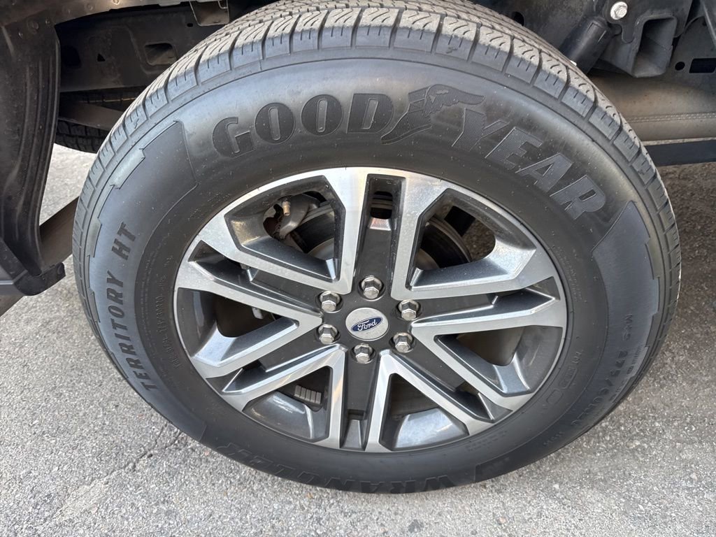 Used 2023 Ford F150 XL w/ STX Appearance Package image 4