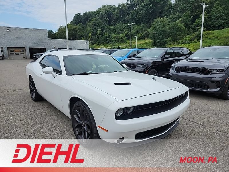 Used 2021 Dodge Challenger SXT w/ Blacktop Package RWD video 1