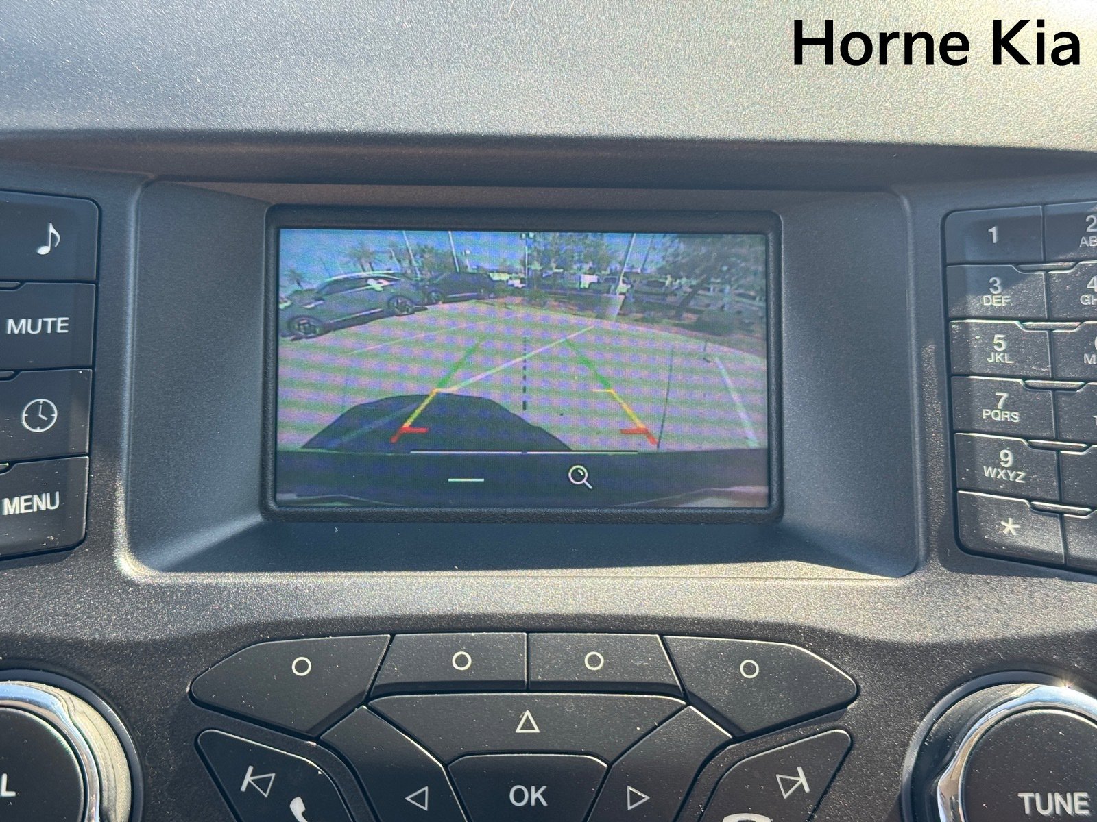 Used 2016 Ford Edge SE image 22